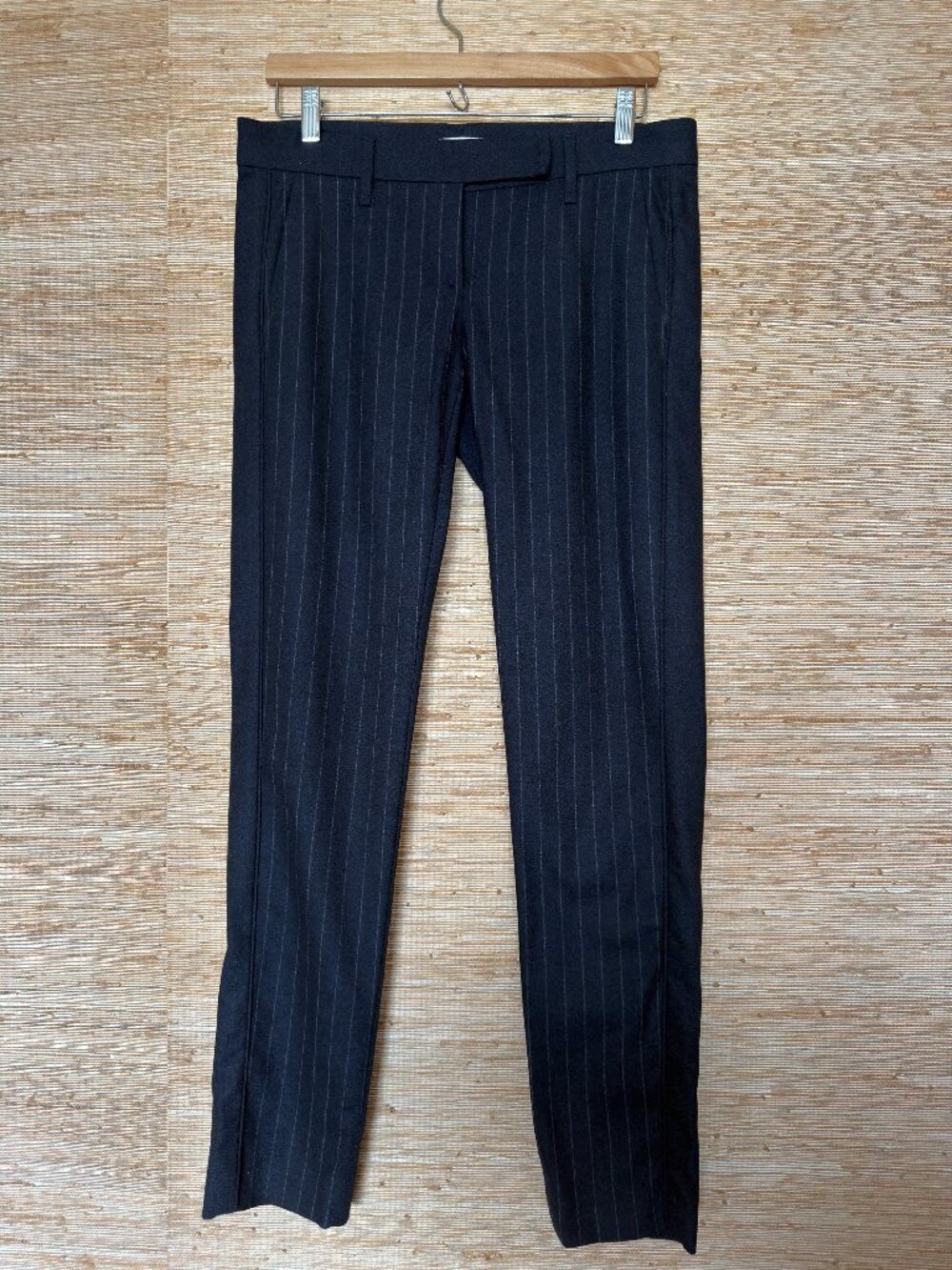 Brunello Cucinelli Navy pinstripe wool-blend tailored trousers. Size 6. Like New